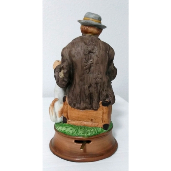 Flambro Emmett Kelly Jr Collection. Musical Clown Figurine - Picture 2 of 6